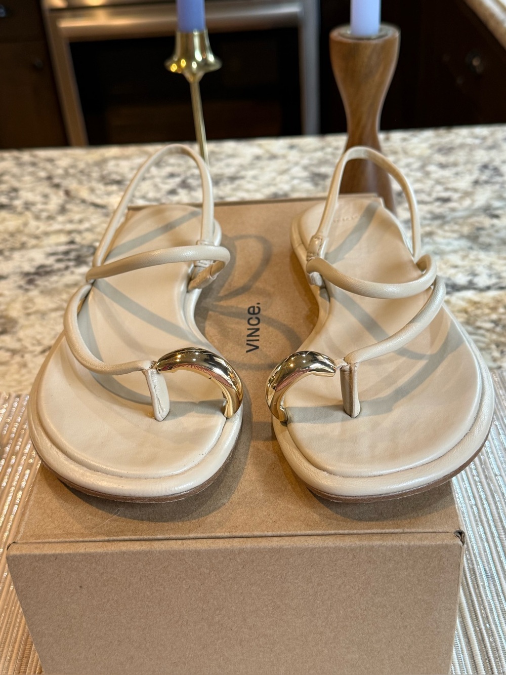 VINCE  Lucila Slip On Leather Thong Sandals In Birchsand, Size 8
